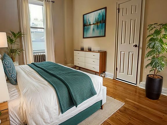 4th image of 355 W 85th St APT 79