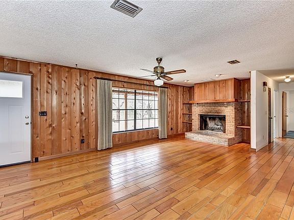 5th image of 380 Foothill Farms Rd