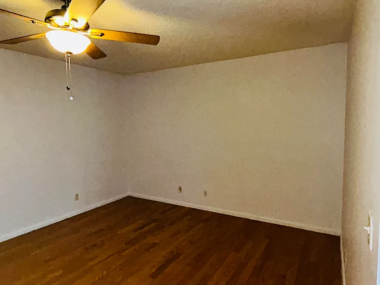 11983 Shakerwood Ln — Photo 20