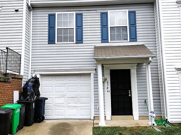 3rd image of 6704 Darkwood Ct