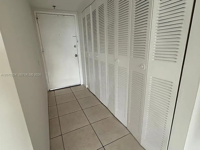 2075 NE 164th St #302 — Photo 12