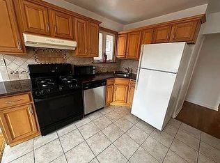23-11 28th St #3, Astoria, NY 11105