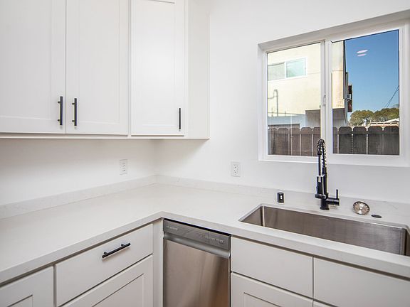 5th image of 4169 38th St APT 5