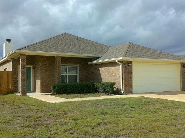 6101 Alexus Dr