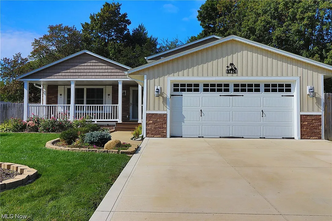 4 bed, 2196 sqft, $3,250 — Photo 4