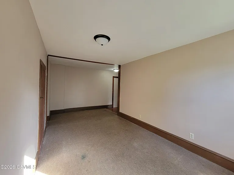 670 Susquehanna Trl — Photo 6