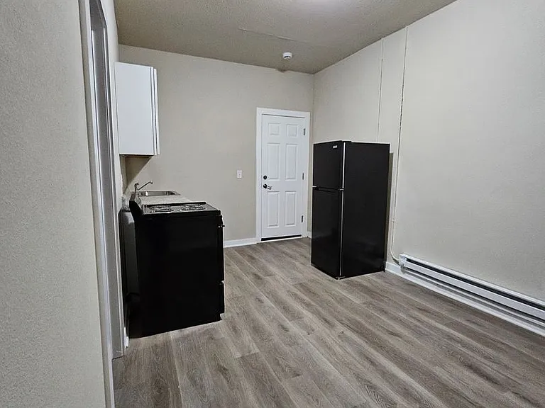 Robinson Heights — Photo 15
