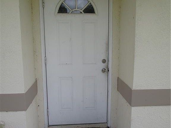 4th image of 3108 41st St W