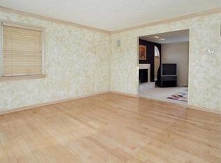 399 Glenwood Dr, Monroeville, PA 15146