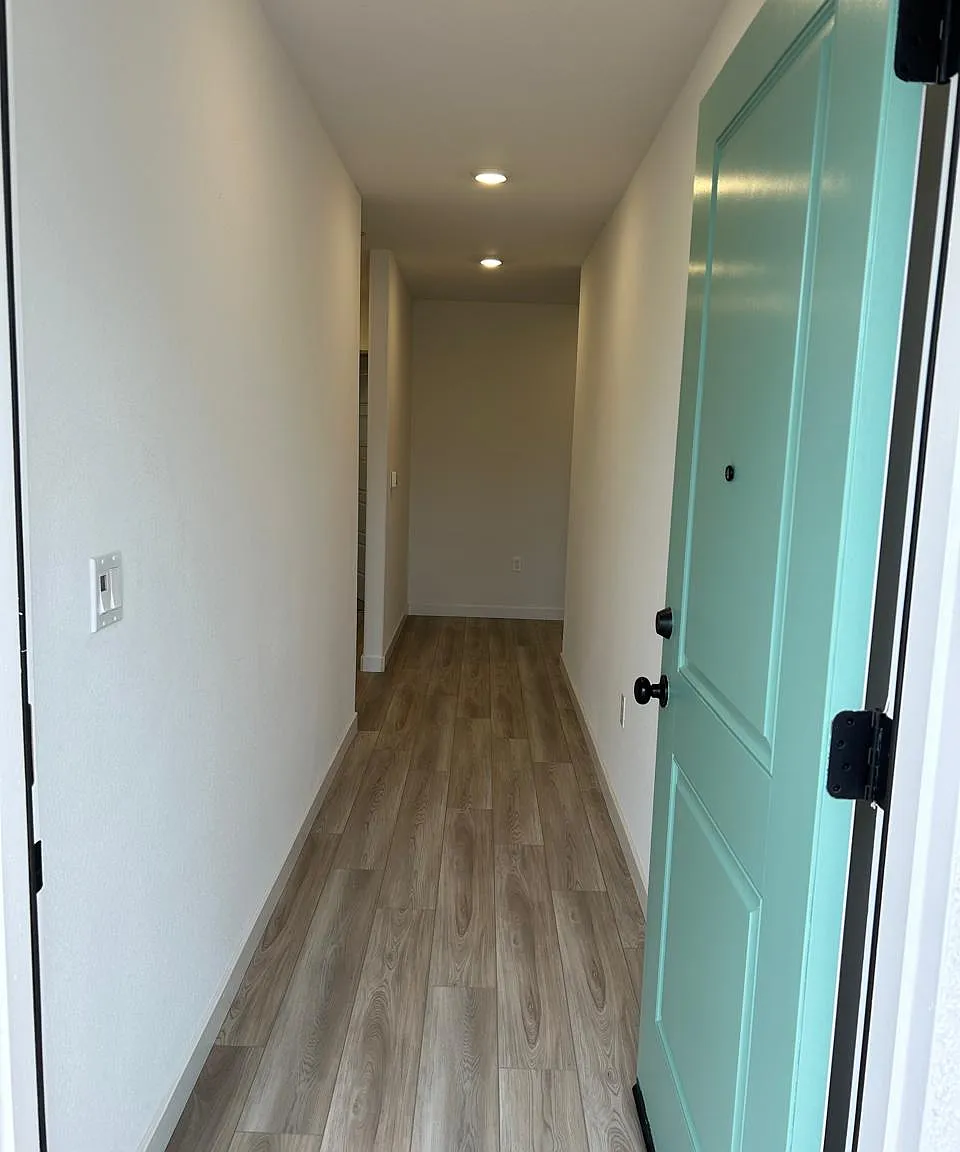 3 bed, 1494 sqft, $2,650 — Photo 1