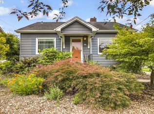 854 N Winchell St, Portland, OR 97217