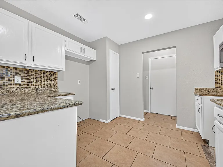 10419 Appleridge Dr — Photo 15