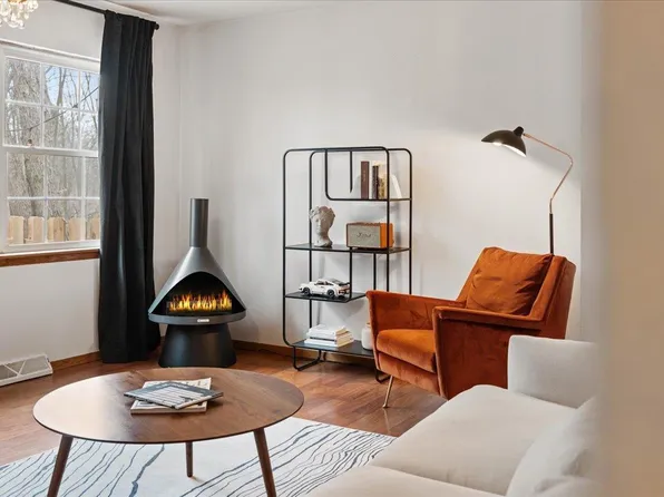 1321 Tompkins Drive #D, Madison, WI 53716