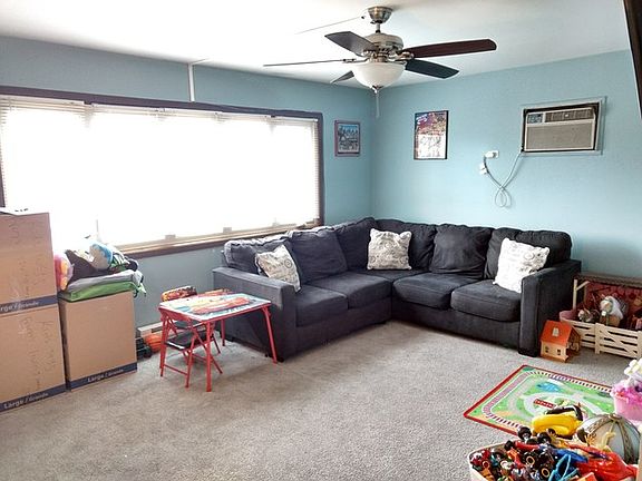 4th image of 10401 Sheffield Dr #3
