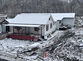 20226 Spruce River Rd, Jeffrey, WV 25114