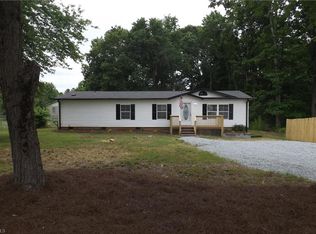 1236 Community Rd, Lexington, NC 27295