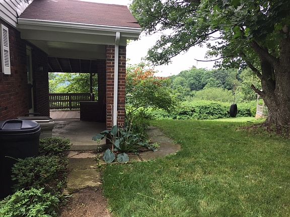 Side Porch/Entrance
