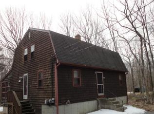 368 Buck Hill Rd, Pascoag, RI 02859