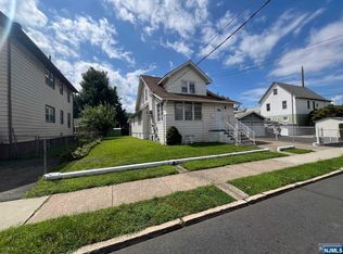 33 Wood St, Garfield, NJ 07026