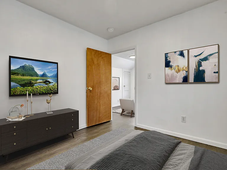 1039 S Pennsylvania Ave #2 — Photo 10
