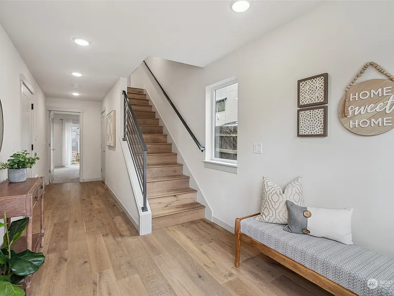 NW 64th St — Photo 3