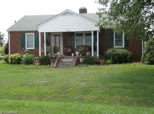 2812 Radiator Rd, Yadkinville, NC 27055