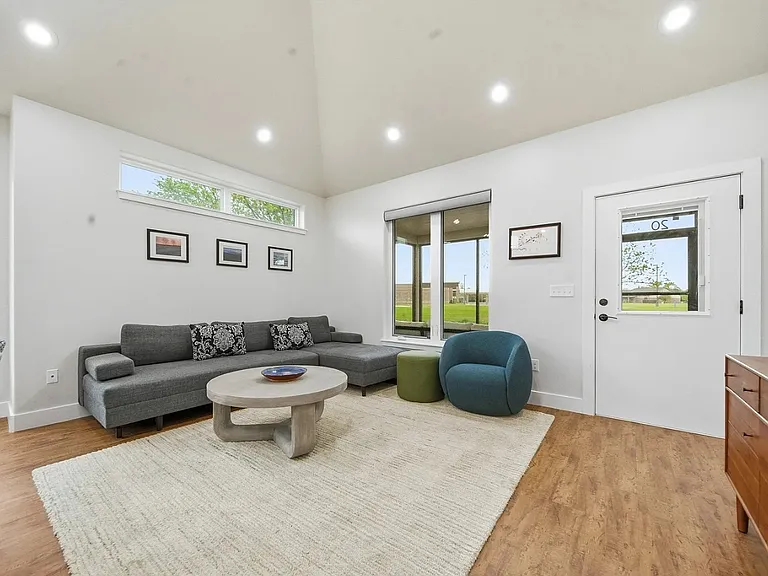 7141 S Quincy Ave #20 — Photo 8