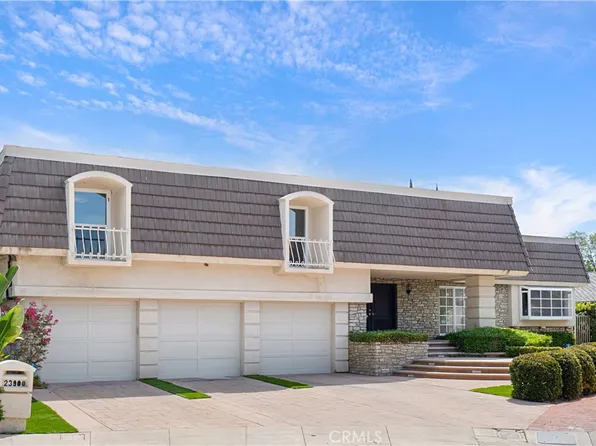 23900 Berdon St, Woodland Hills, CA 91367