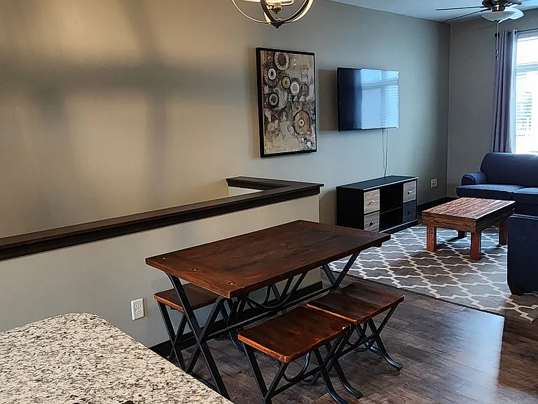 234 E Residence Pl — Photo 3