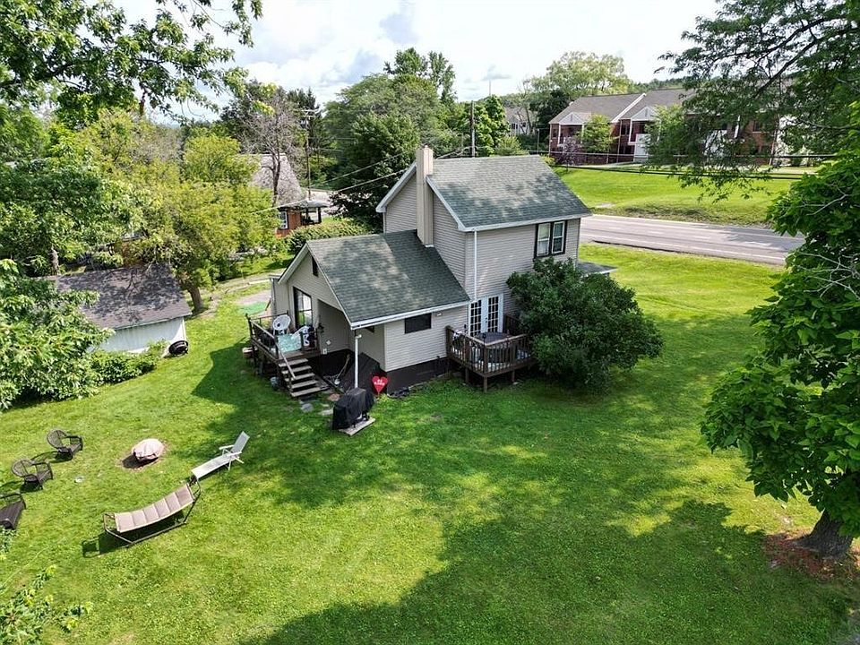 2nd image of 1036 Danby Rd