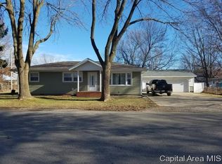 415 N Harris St, Auburn, IL 62615