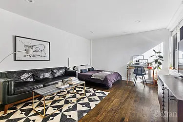 60 East 9th Street, #614