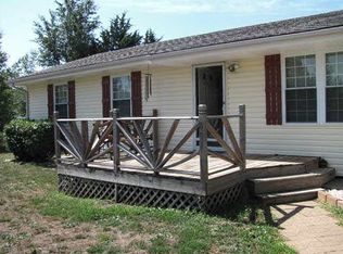 801 Edwards Dr, Leon, KS 67074