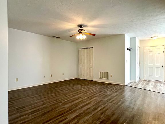 5th image of 10443 Bellefontaine St #A