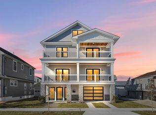 8715 Amherst Ave, Margate, NJ 08402