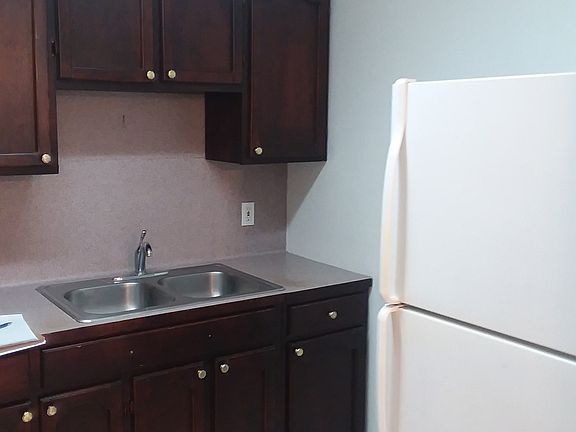 2nd image of 2202 Kimberly Ln APT 2