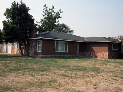 4894 E Michigan Ave, Fresno, CA, 93703