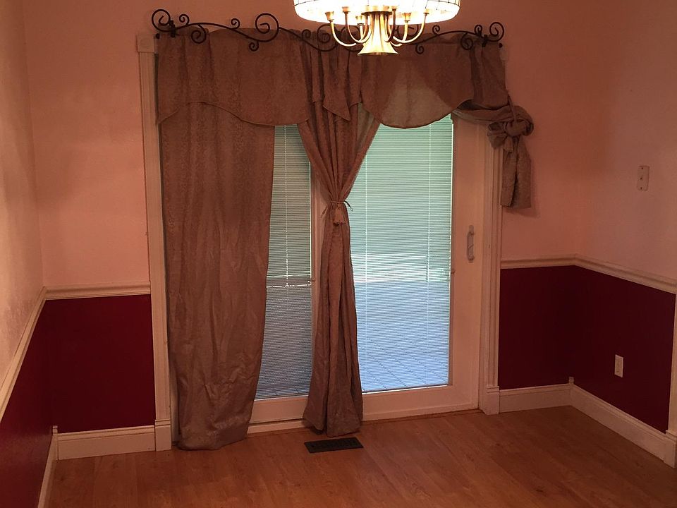XDining room