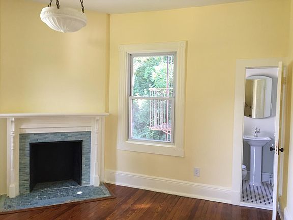 3rd image of 526 Warburton Ave APT 2N