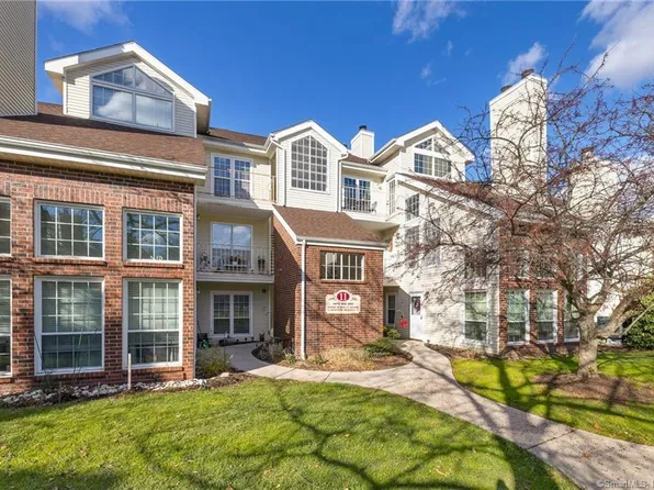 195 Carriage Crossing Lane #195, Middletown, CT 06457