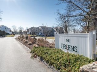 369 Walden Green Rd #369, Branford, CT 06405
