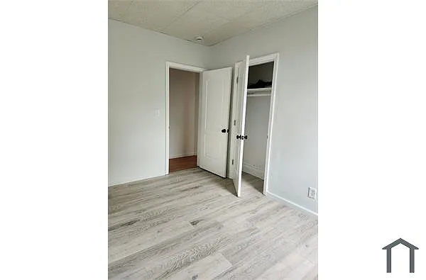Building Photo - 168 Hillside Ave #3N