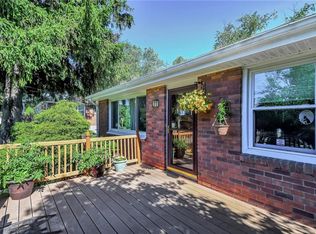 7 Dennis Rd, Newburgh, NY 12550