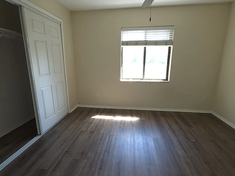 121 Garden Dr — Photo 5