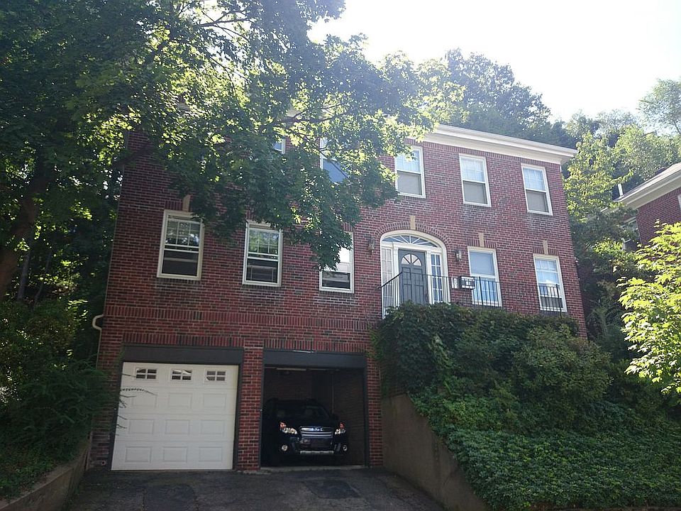 2nd image of 82 Atherton Rd #1