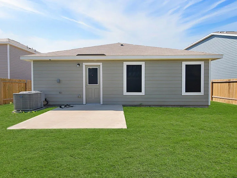 8410 Bermuda Blue Rd — Photo 22