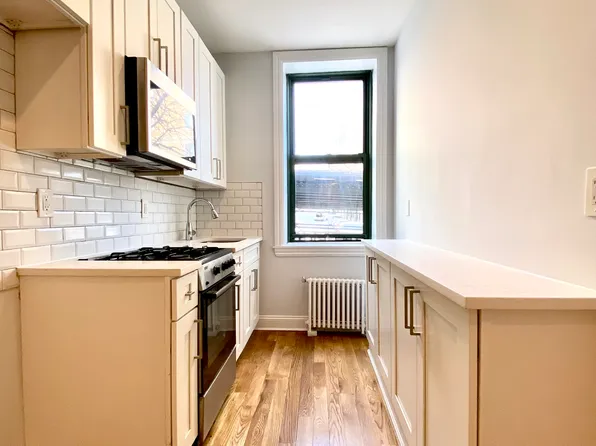 542 East 79th Street image 1 of 10