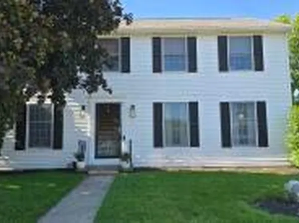 1814 Carlyle Dr, Piqua, OH 45356
