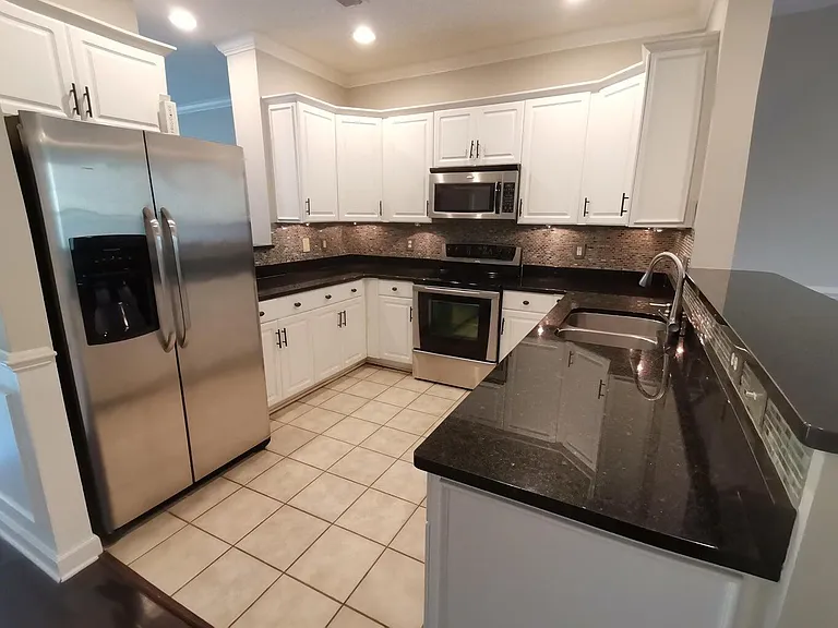 2926 Sweetleaf Ln — Photo 4