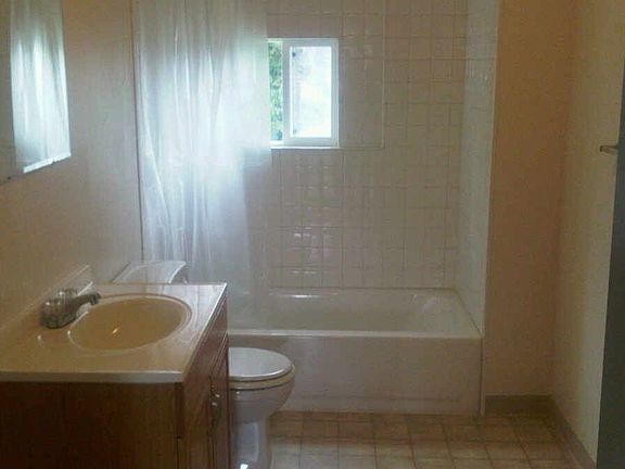 3 brand newly remodeled bathrooms